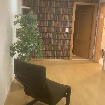 Santa Apolonia Center Апартаменты *
